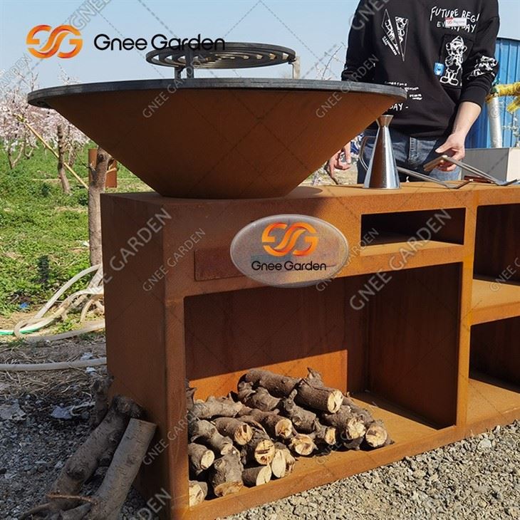 Rusty Corten Steel BBQ Grill For Outdoor Entertainment