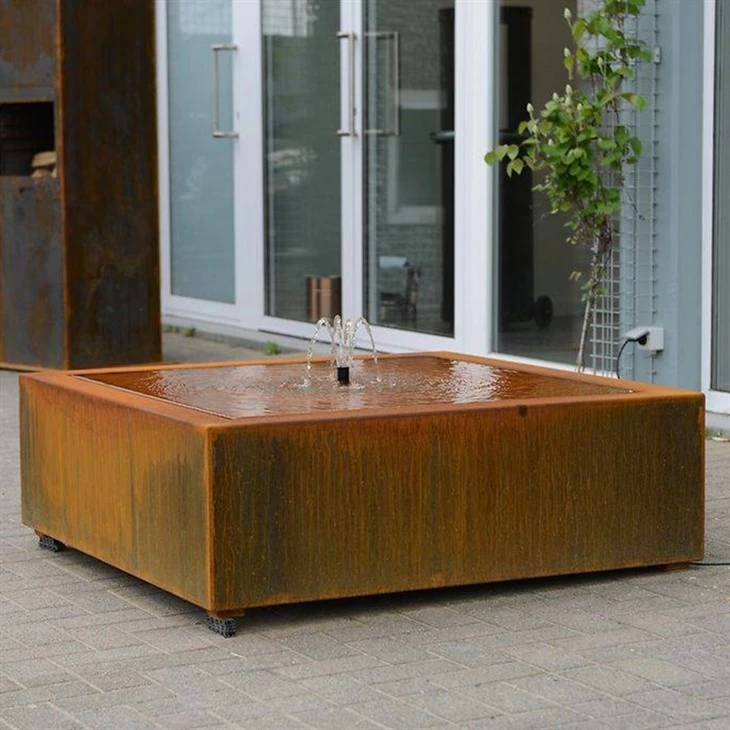 Trang trí sân vườn Bàn nước vuông rỉ sét Đài phun nước bằng thép Corten Tính năng nước