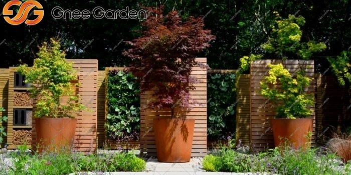 Corten steel cube planter Corten steel cube planter